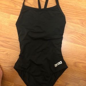 #2 :Arena Size 30, Black Race/Training Swimsuit